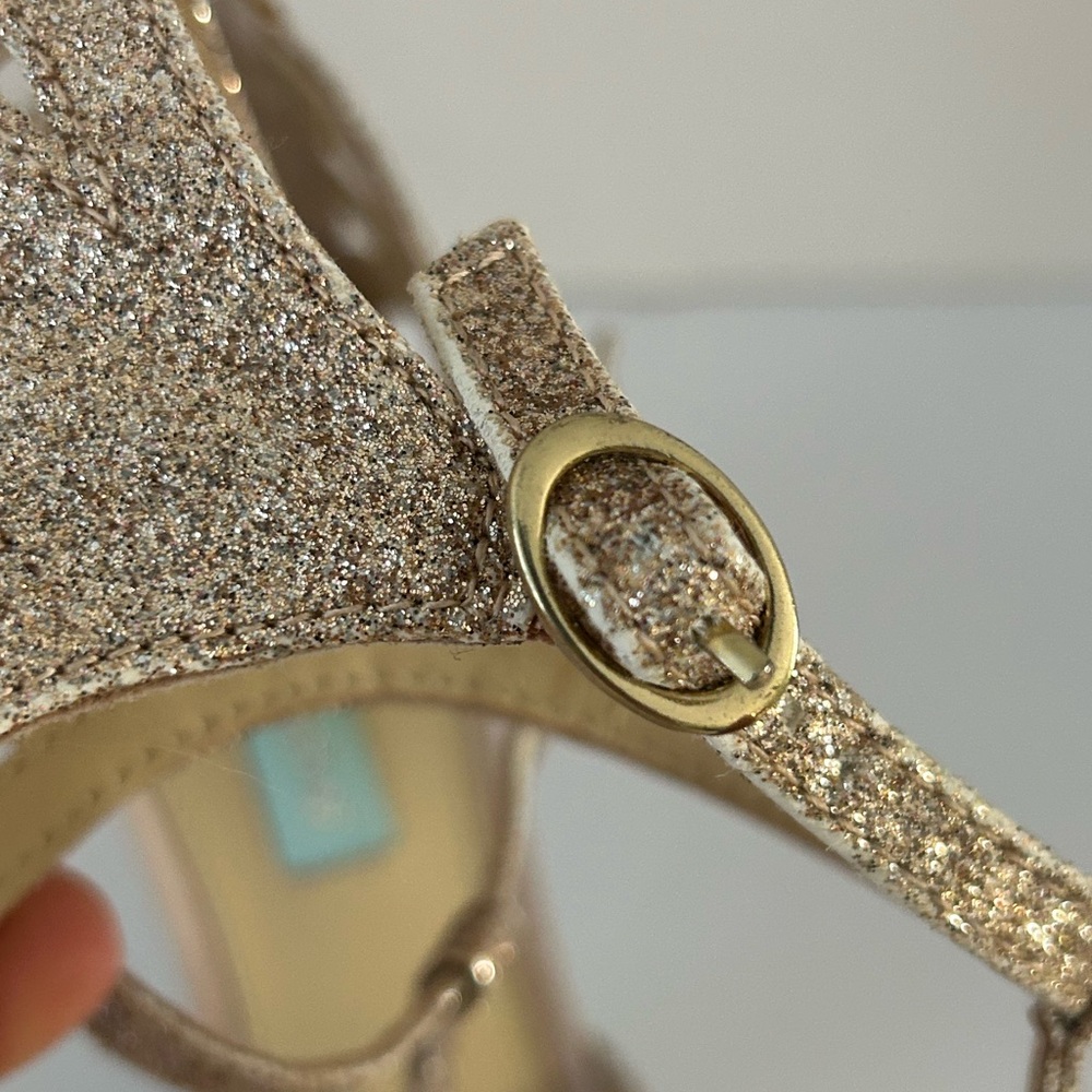 Blue by Betsey Johnson T-Strap glitter heels. SB-8. Size 8. Champagne Rose Great - Picture 15 of 16